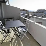 2 Pieces Mezzanine, Terrasse, Parking Et Climatisation A - Fr-1-338-123