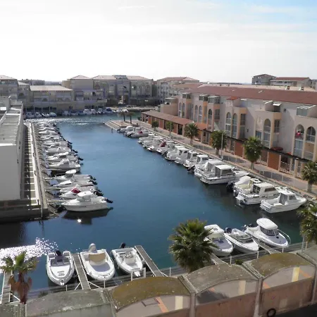 Charmant 2 Pieces Mezzanine, Terrasse, Parking Et Climatisation A Sete - Fr-1-338-123 Apartment Sete