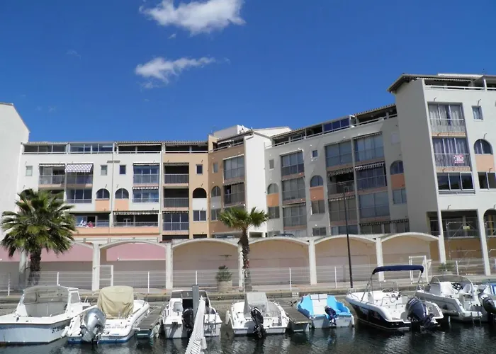 Charmant 2 Pieces Mezzanine, Terrasse, Parking Et Climatisation A Sete - Fr-1-338-123 شقة *