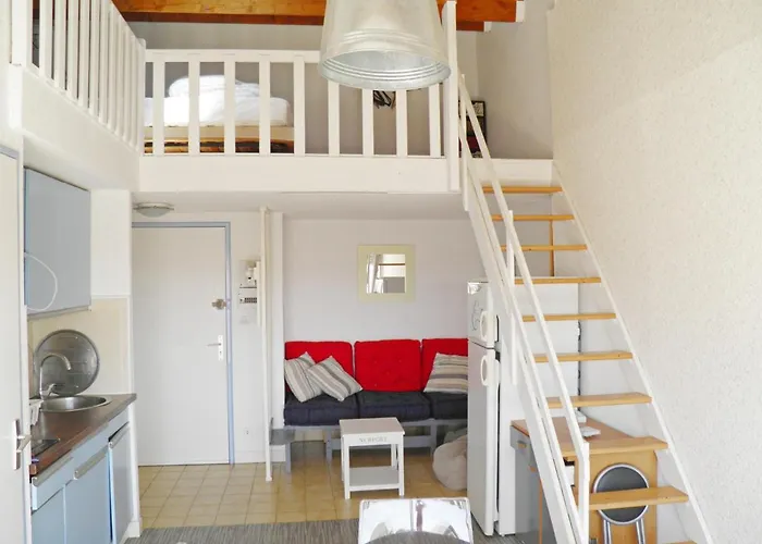 شقة Charmant 2 Pieces Mezzanine, Terrasse, Parking Et Climatisation A Sete - Fr-1-338-123 *