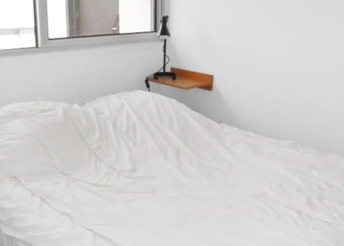 Charmant 2 Pieces Mezzanine, Terrasse, Parking Et Climatisation A Sete - Fr-1-338-123 شقة *